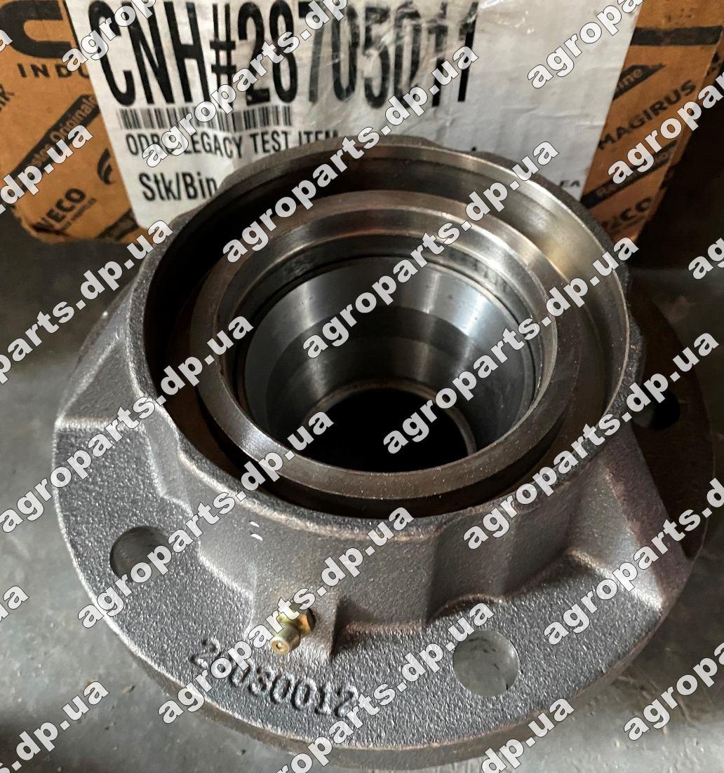 Ступиця 28705006 з обоймами 28705011 5 BOLT HUB CNH 28705012 Case
