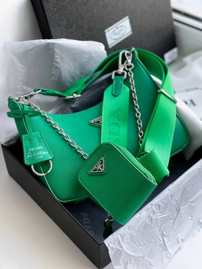 Жіноча брендова сумка Прада / стильна жіноча сумочка на ремені, фото 1