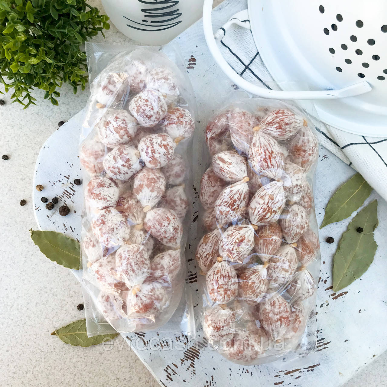 Ковбаски коктейльні, 200-250г вагові