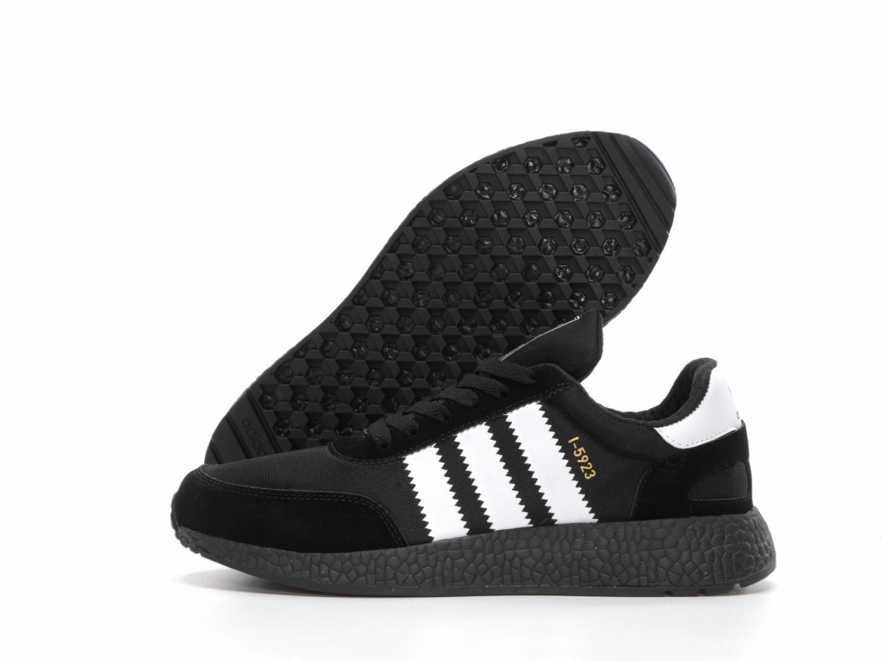 Adidas iniki runner triple black top