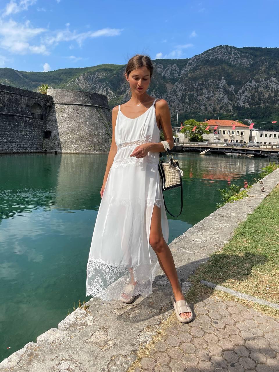 Жіноча літня шовкова сукня з мереживом, фото 1