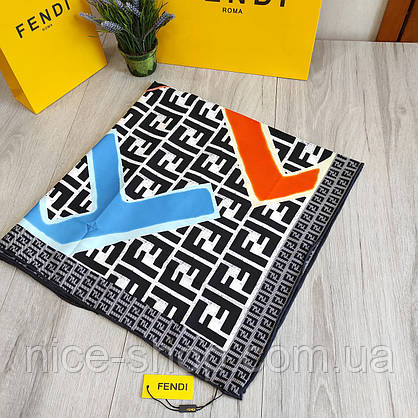 Хустка Fendi з ручною підшивкою, фото 5
