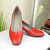 Туфлі жіночі шкіряні на невисокому підборі. Колір червоний, фото 3