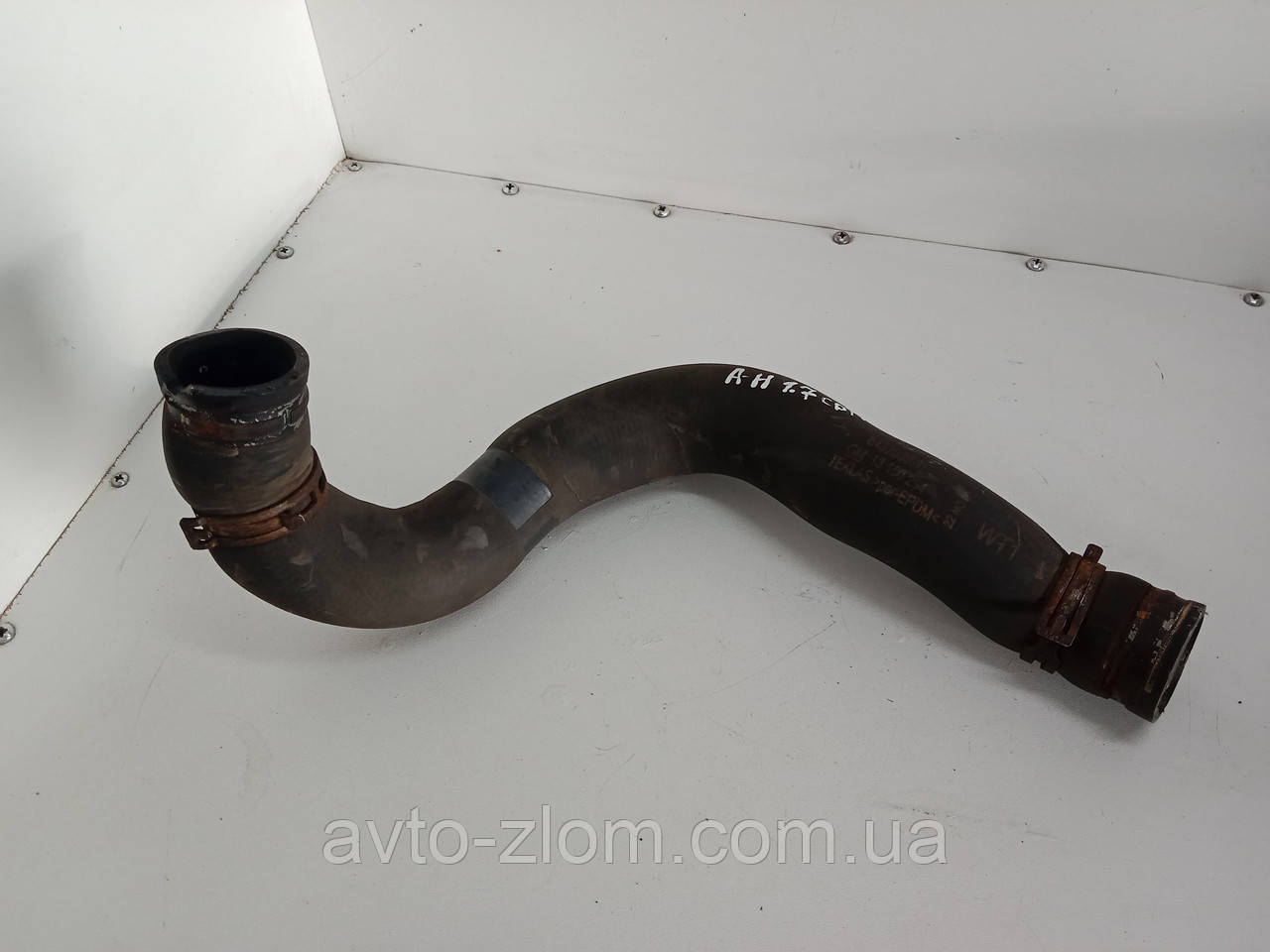 Патрубок радіатора Opel Astra H, Опель Астра. 1.7 CDTI. 13150294., фото 1