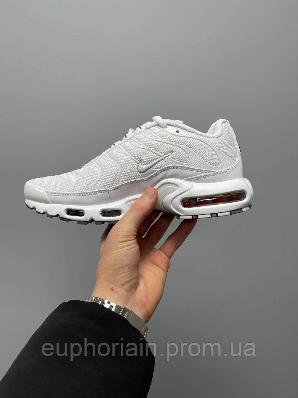 Tn air max plus white 2025