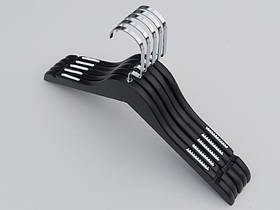 Плічка довжиною 38 см. гачок Хромований. Дерев'яні чорного кольору, в упаковці 5 штук