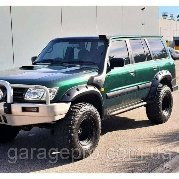 Пластикові розширювачі арок для Nissan Patrol Y61 1997-2004 (Фендера / ABS пластик)