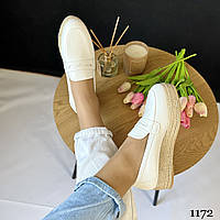 Стильні жіночі білі лофери, жіночі лофери, білі лофери