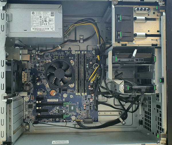 HP Z240 SFF Workstation XEON E3-1230V6(HP Z240 SFF HP Z240 SFF Workstation XEON E3-1230V6(HP Z240 SFF