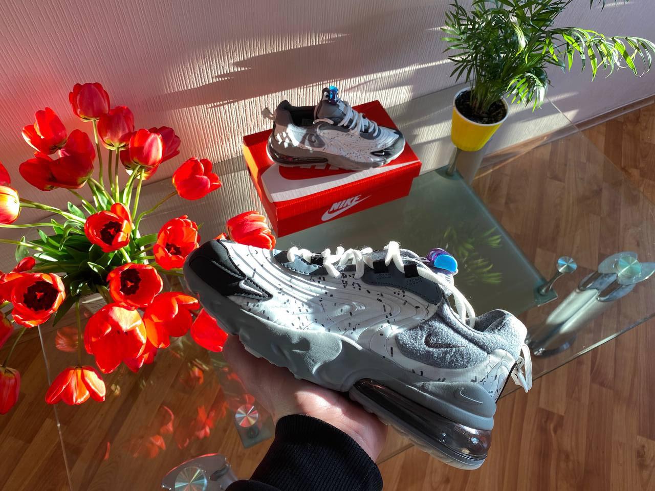 Чоловічі кросівки Travis Scott x Nike Air Max 270 React (сірі з білим і чорним) модні спорт кроси D354 top, фото 1