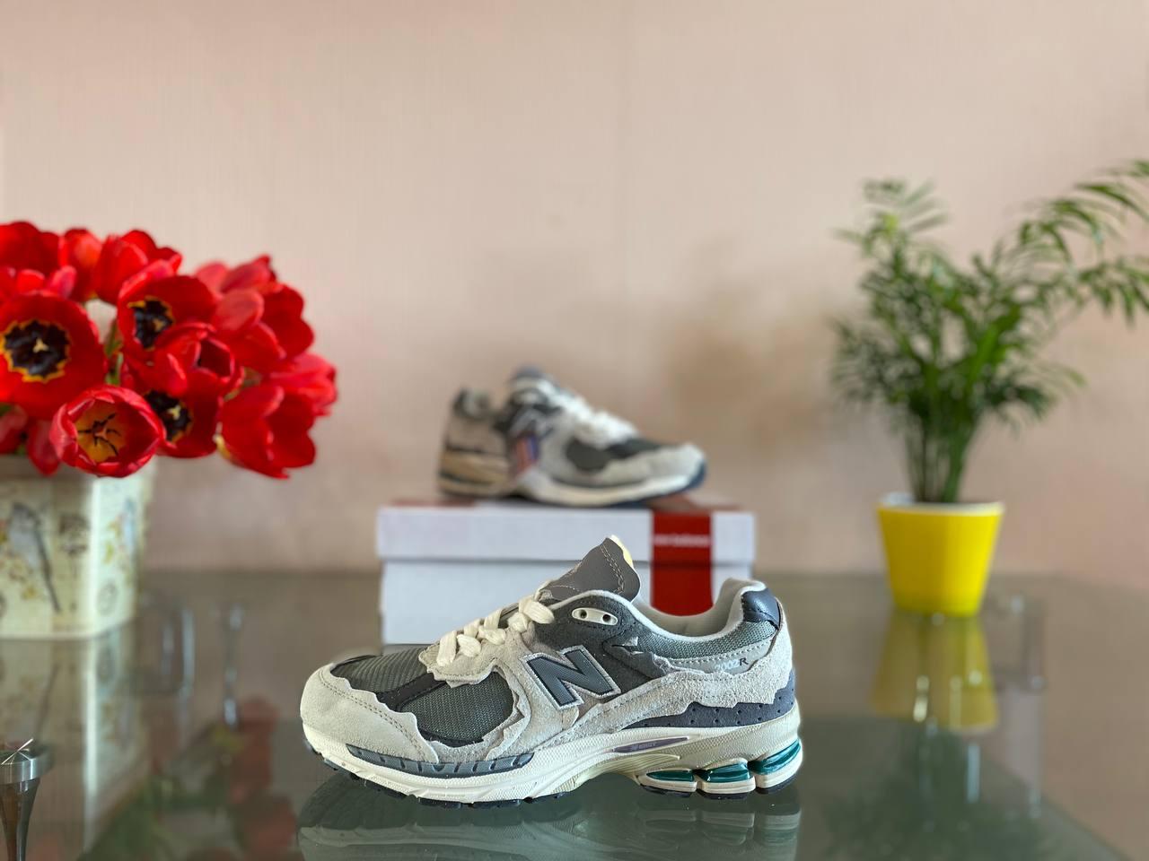 Чоловічі демісезонні кросівки New Balance 2002R (сірі) спортивні стильні кроси D355 Нью Беленс vkross, фото 1