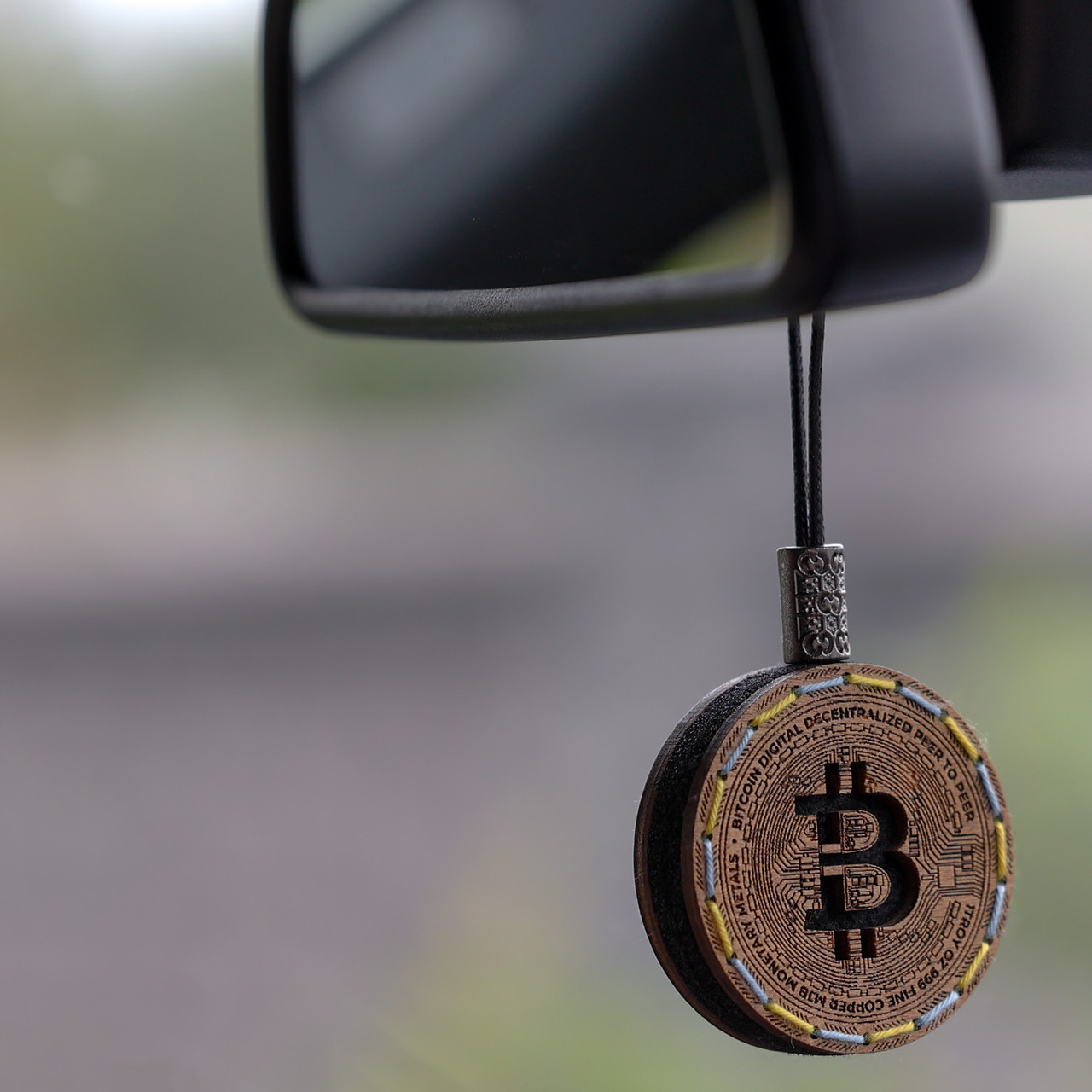Ароматизатор дерев'яний в машину Bitcoin ручної роботи, 6 см.