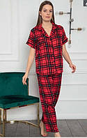 Жіноча сатинова піжама з коротким рукавом червона в клітинку