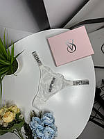 Женские трусики стринги кружевные Виктория Сикрет со стразами белые Victoria s Secret