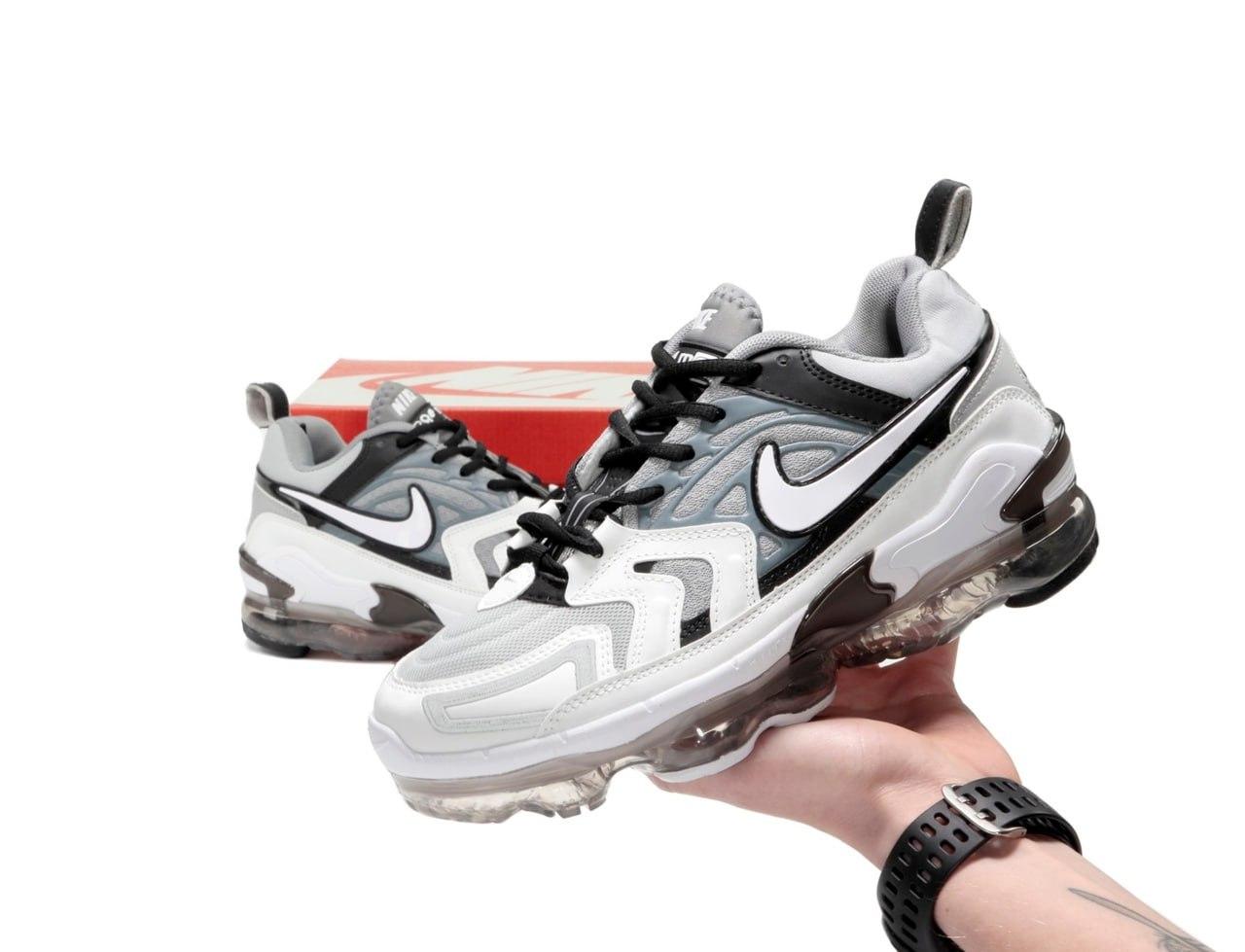 Чоловічі сірі Кросівки Nike Air Vapormax Evo