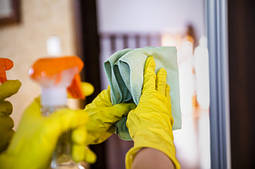 Засоби для миття вікон, дзеркал, догляд поверхонь