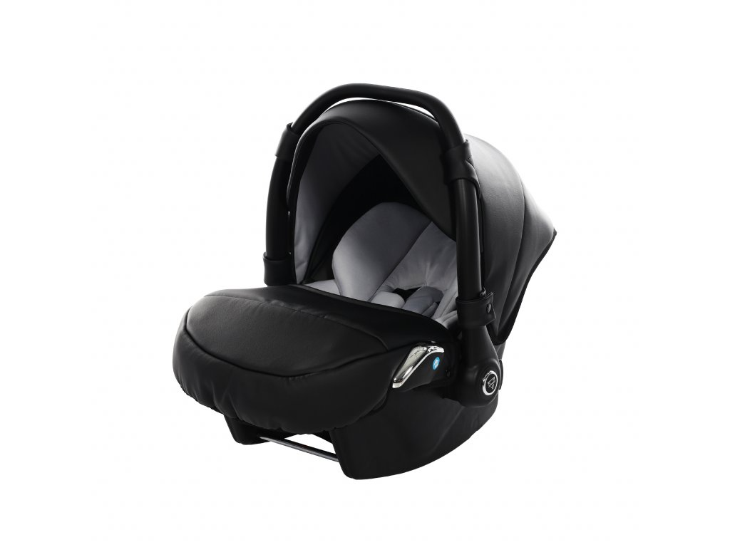 Автокрісло Junama BabyShild Space Ecco Black