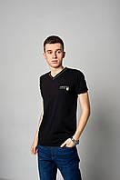 Чоловіча футболка, чорного кольору