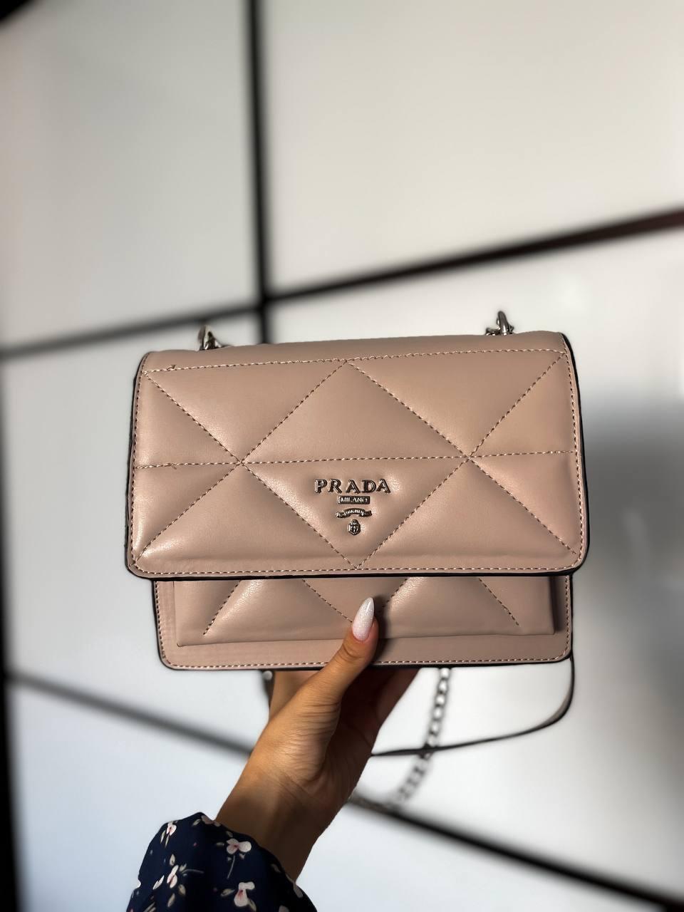 Жіноча сумка Прада бежева Prada Nappa Spectrum Beige штучна шкіра, фото 1
