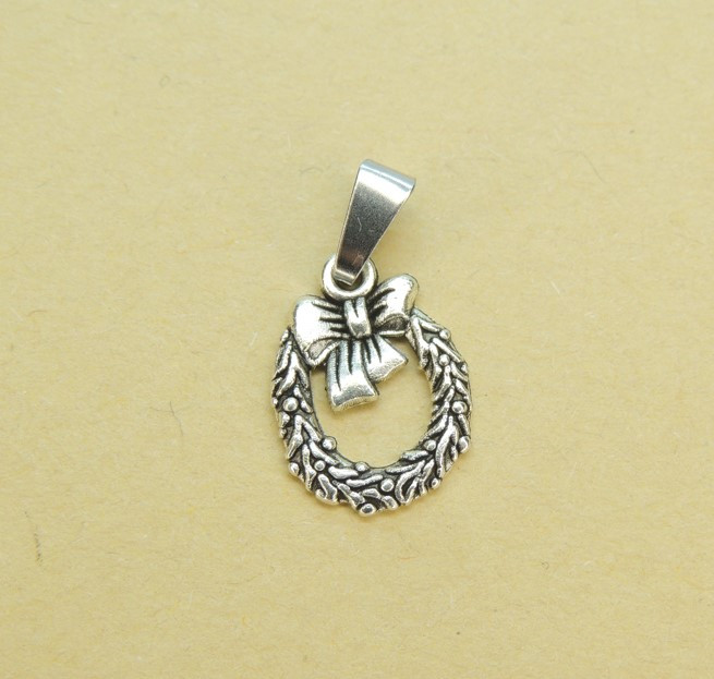 Кулон підвіска Liresmina Jewelry Різдвяний вінок 1.5 см сріблястий