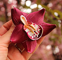 Заколка для волос цветок из полимерной глины. Бордовая орхидея с росписью. . Подарок девушке