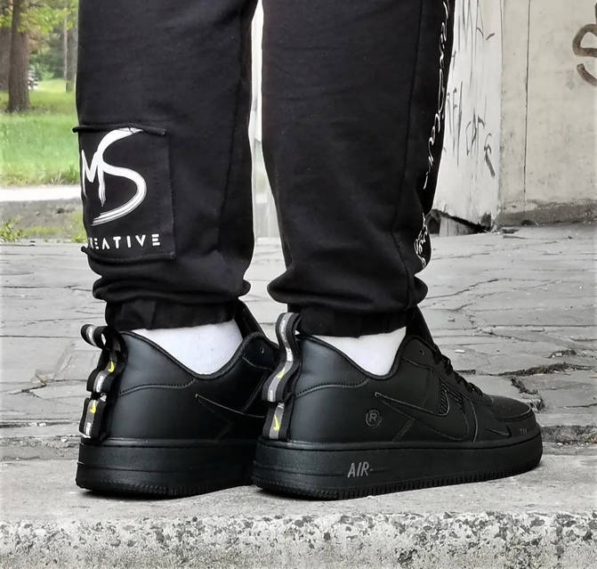 Nike air force total black 2025