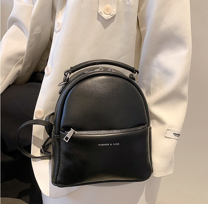 Жіночий модний сумка рюкзак в чорному кольорі Fashion bag