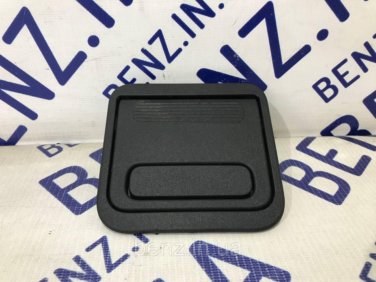 Ручка підлоги багажника Mercedes S212 A2116803984