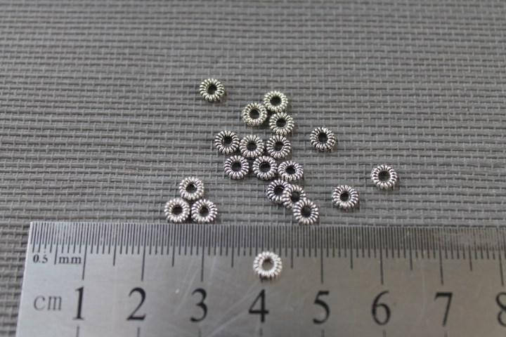 

Бусина разделитель, 1\4 мм, цвет - серебро, 20 шт