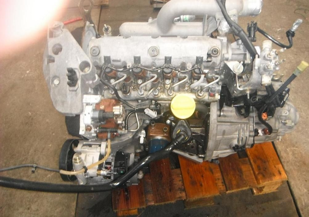 Двігач1.9 DCI 77 кв OPEL Vivaro 00-14 (ОПЕЛЬ ВІВАРО) F9Q760 без навісного обладнання