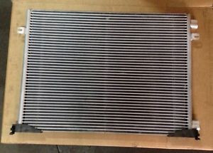 Радіатор кондиціонера 1.9 DCI OPEL VIVARO 00-14 (ОПЕЛЬ ВІВАРО) 7700312901 27650-00QAG