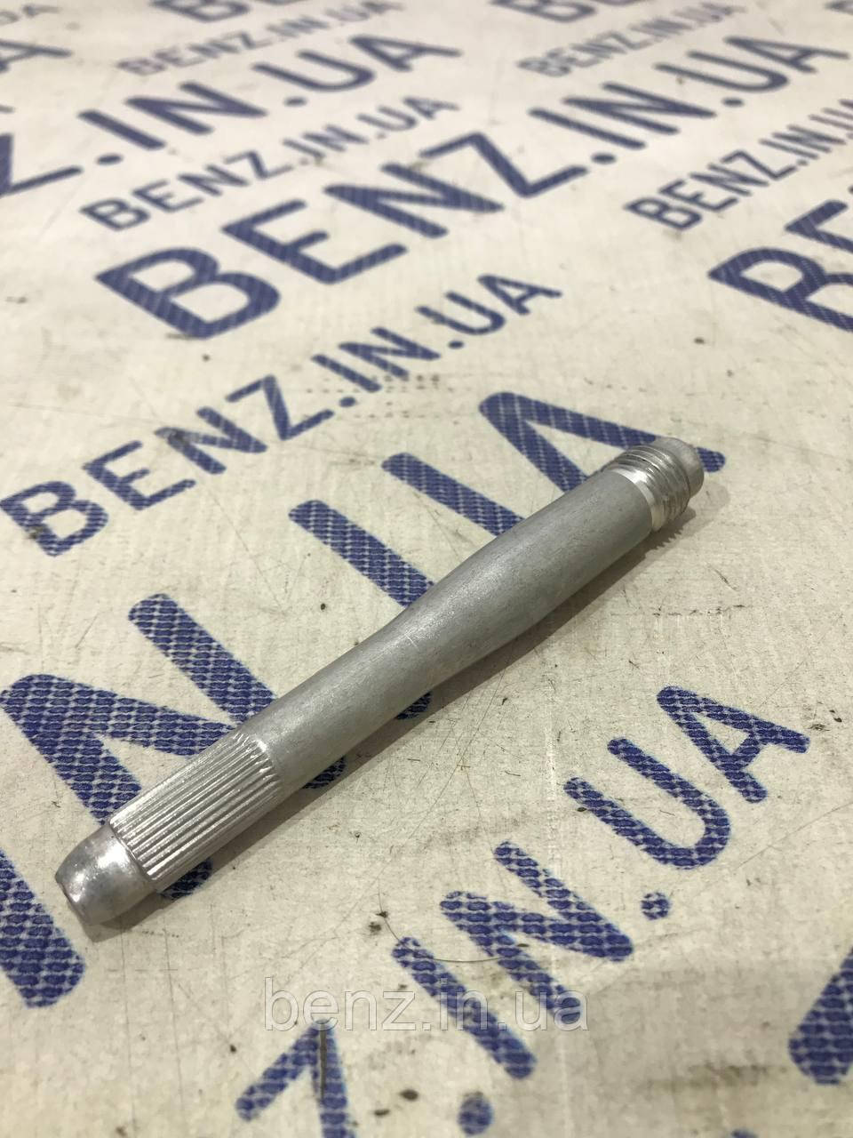 Центрувальний палець для заміни колеса Mercedes A2045810074, фото 1