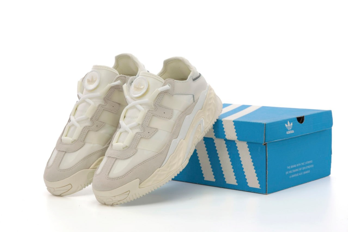 Жіночі кросівки Adidas Niteball White beige Адідас білі з бежевим світлі замша текстиль весна літо