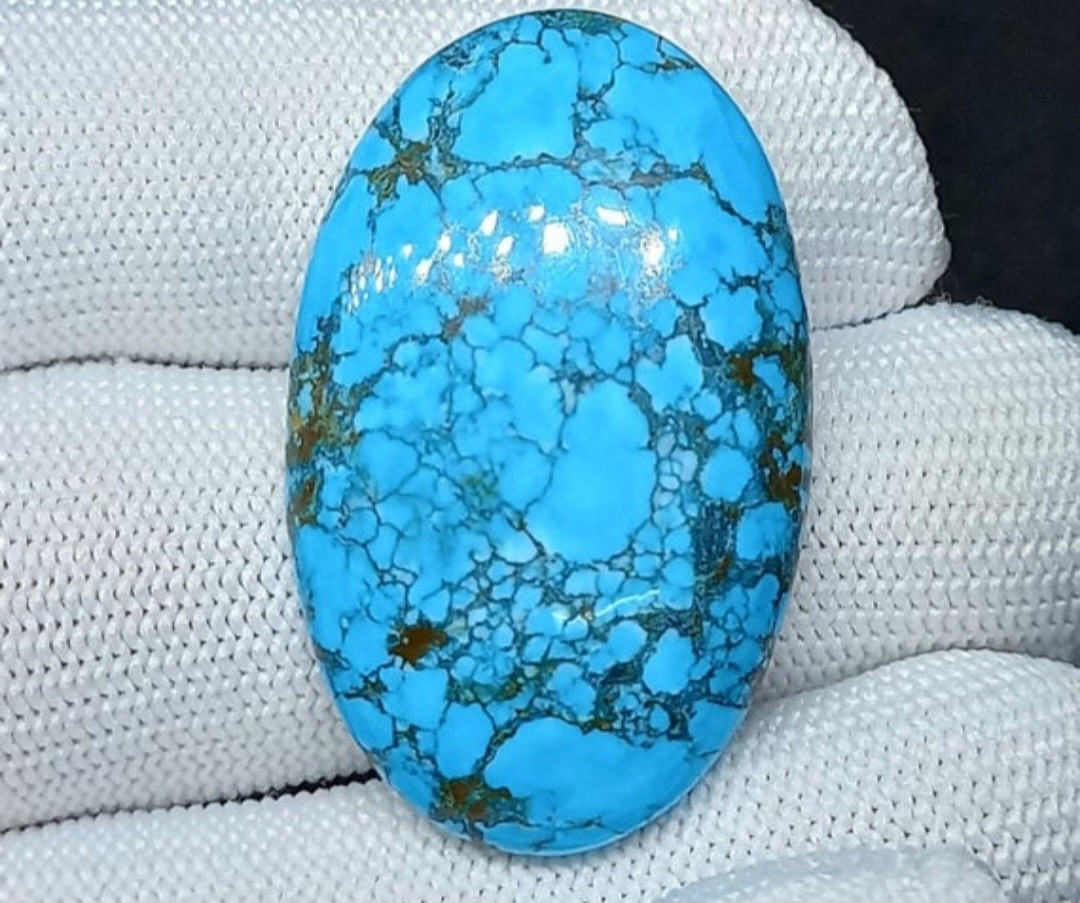Бірюзовий магнезит 35 карат 22×36×5мм