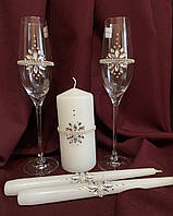 Весільні келихи з кришталевим виглядом і свічки "Сімейний вогонь"