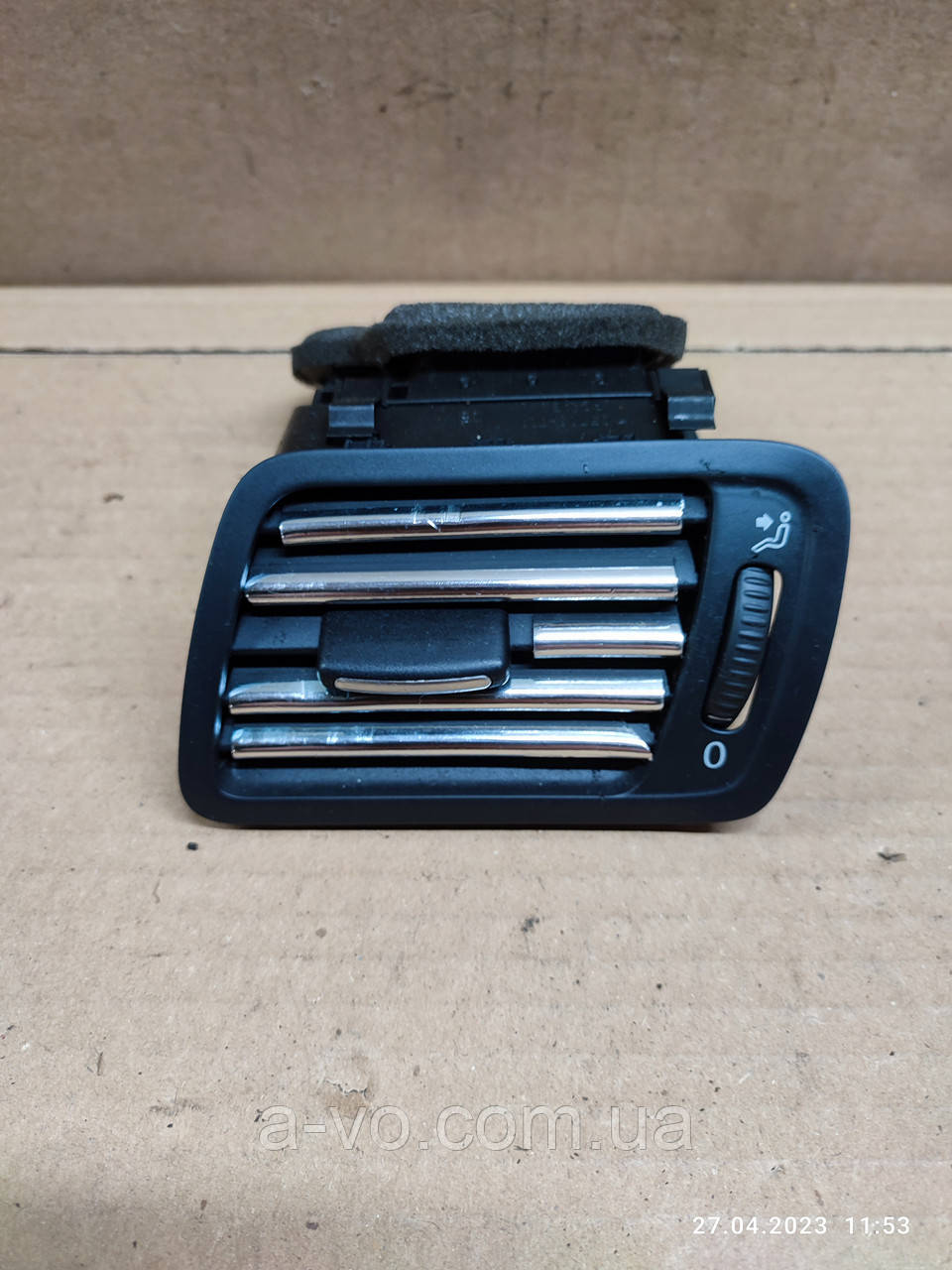 Дефлектор воздушный VW Passat B6 3c1819701, фото 1