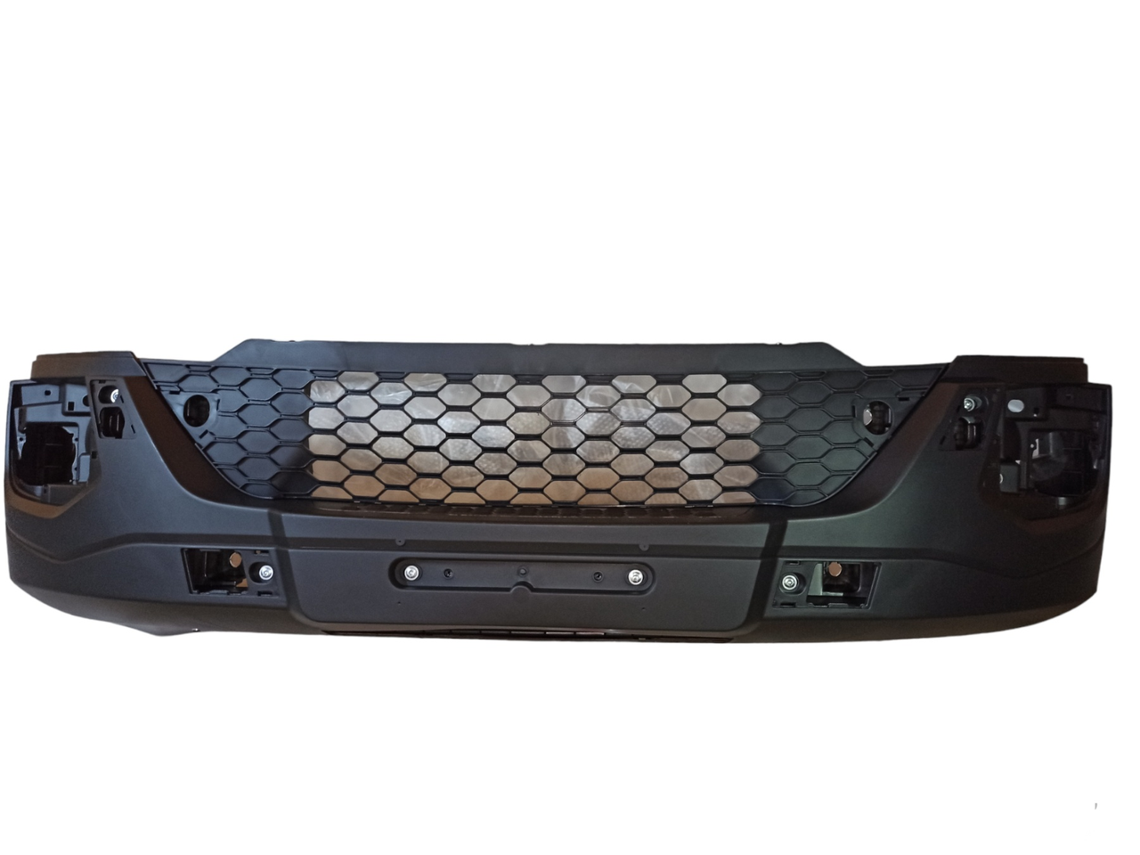 Бампер перед. після 14 IVECO DAILY 14> (5801529745/5510-00-3083900Q)BLIC