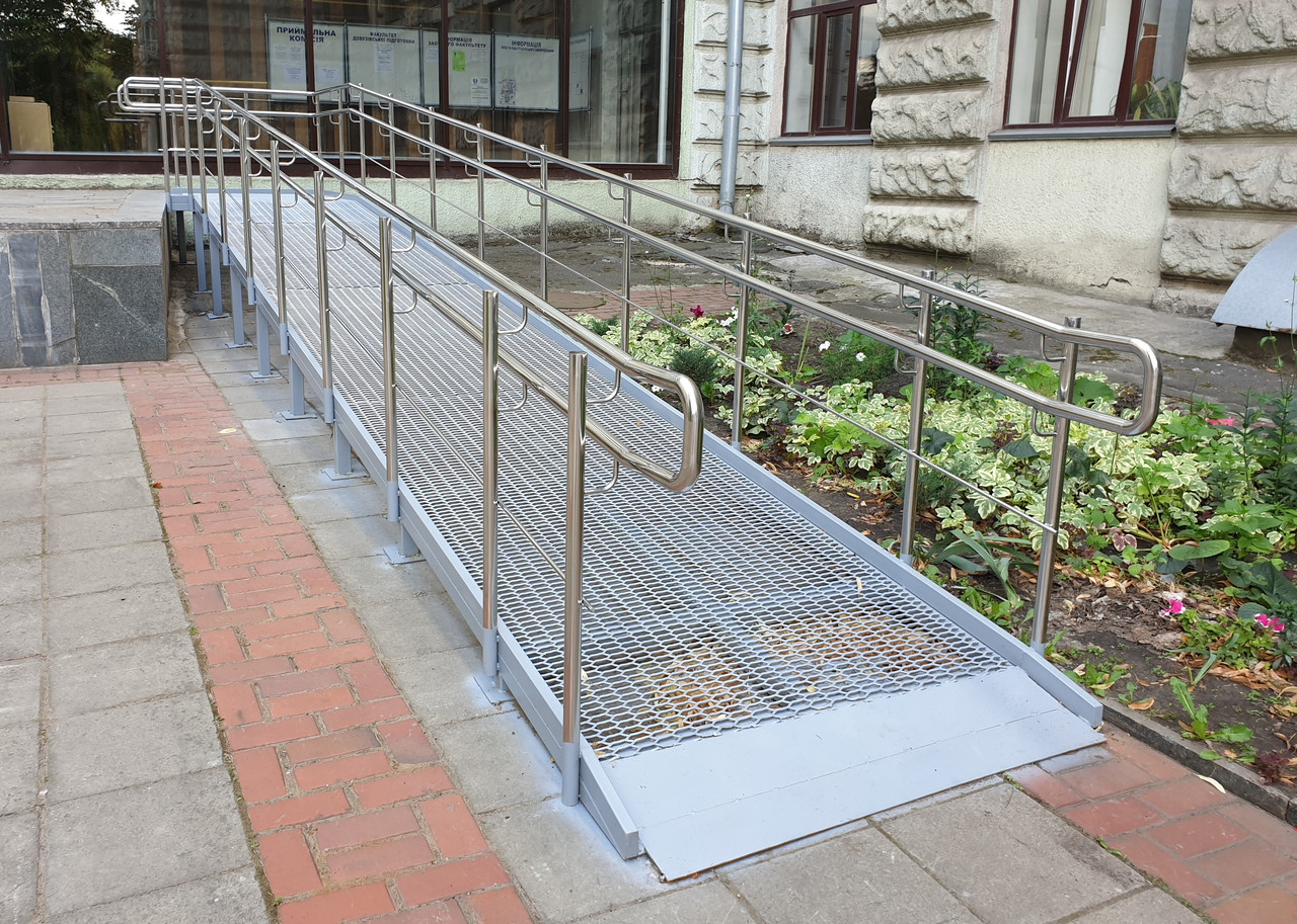 Перила для сходів з нержавіючої сталі