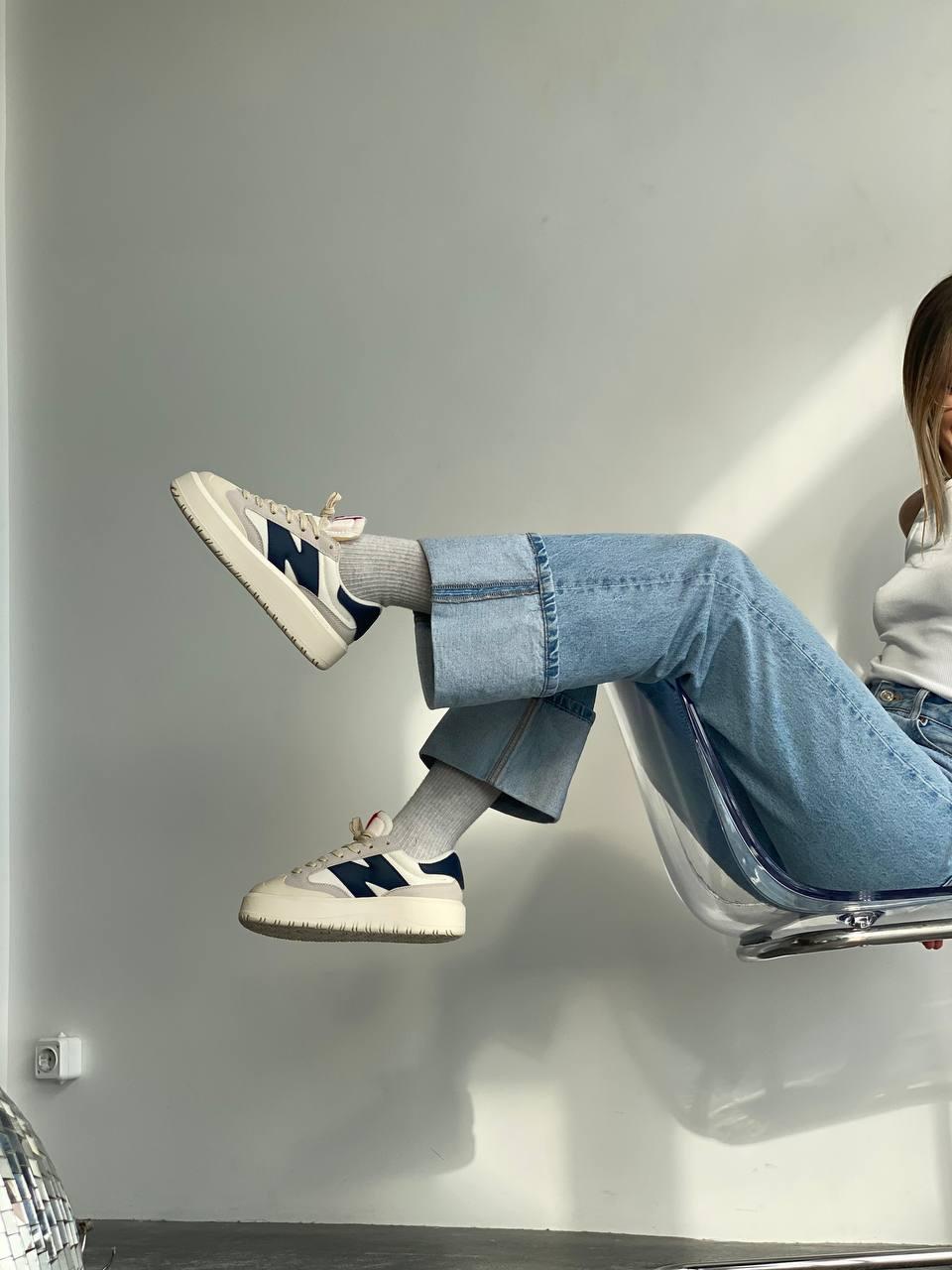 Світлі жіночі кроссівки Нью Беленс CT 302. Класні жіночі кросси New Balance CT 302 beige.