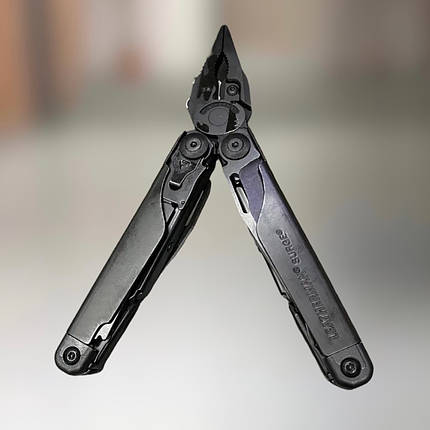 Мультиінструмент Leatherman Super Tool 300M, Чорний, 18 інструментів, мультитул для військових, чохол MOLLE, фото 1