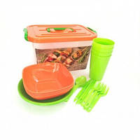 Набір пластикового посуду Універсальний на 2 персони