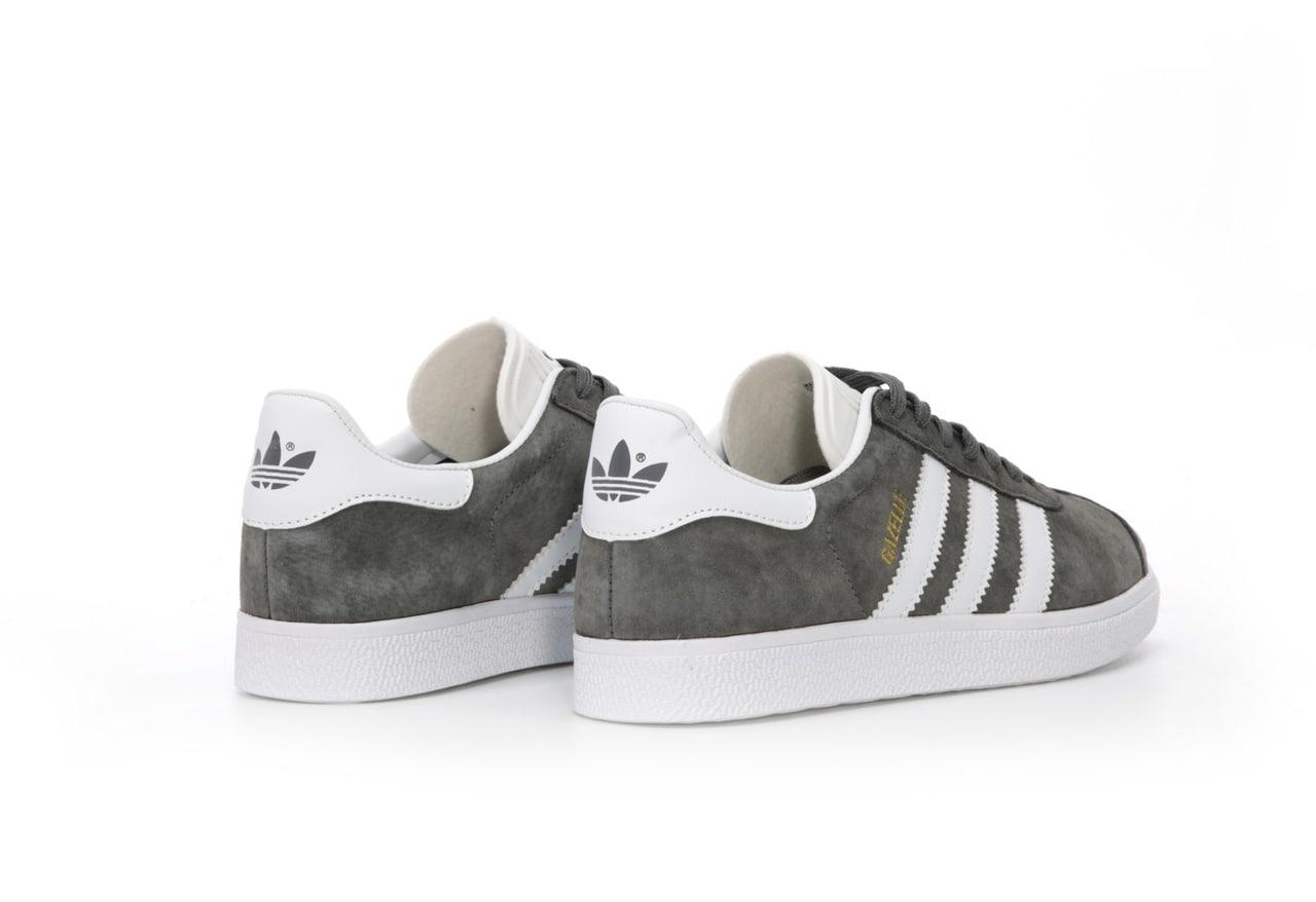 Adidas gazelle vs gazelle og sale