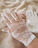 Жіночі короткі ажурні рукавички сітка білі весільні вечірні
