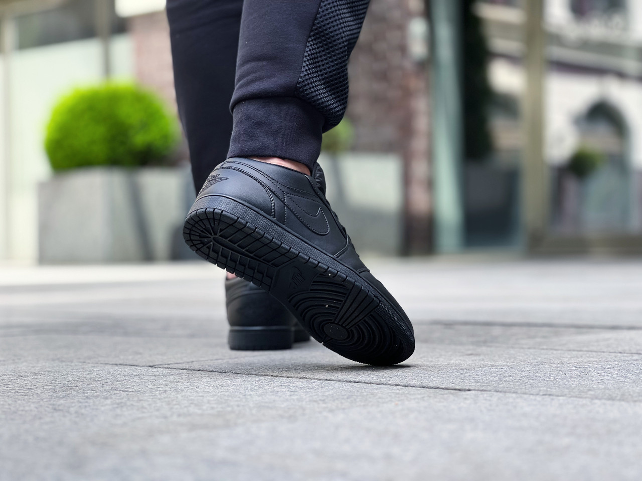 Air Jordan 1 Low