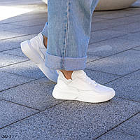 Белые женские кожаные кроссовки