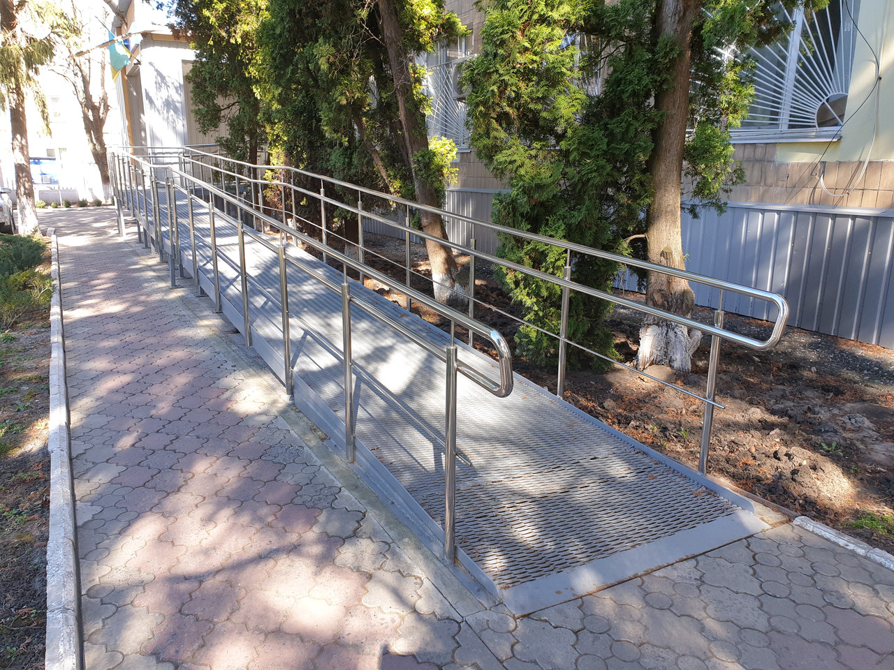 Огорожа пандуса з нержавіючої сталі AISI 304