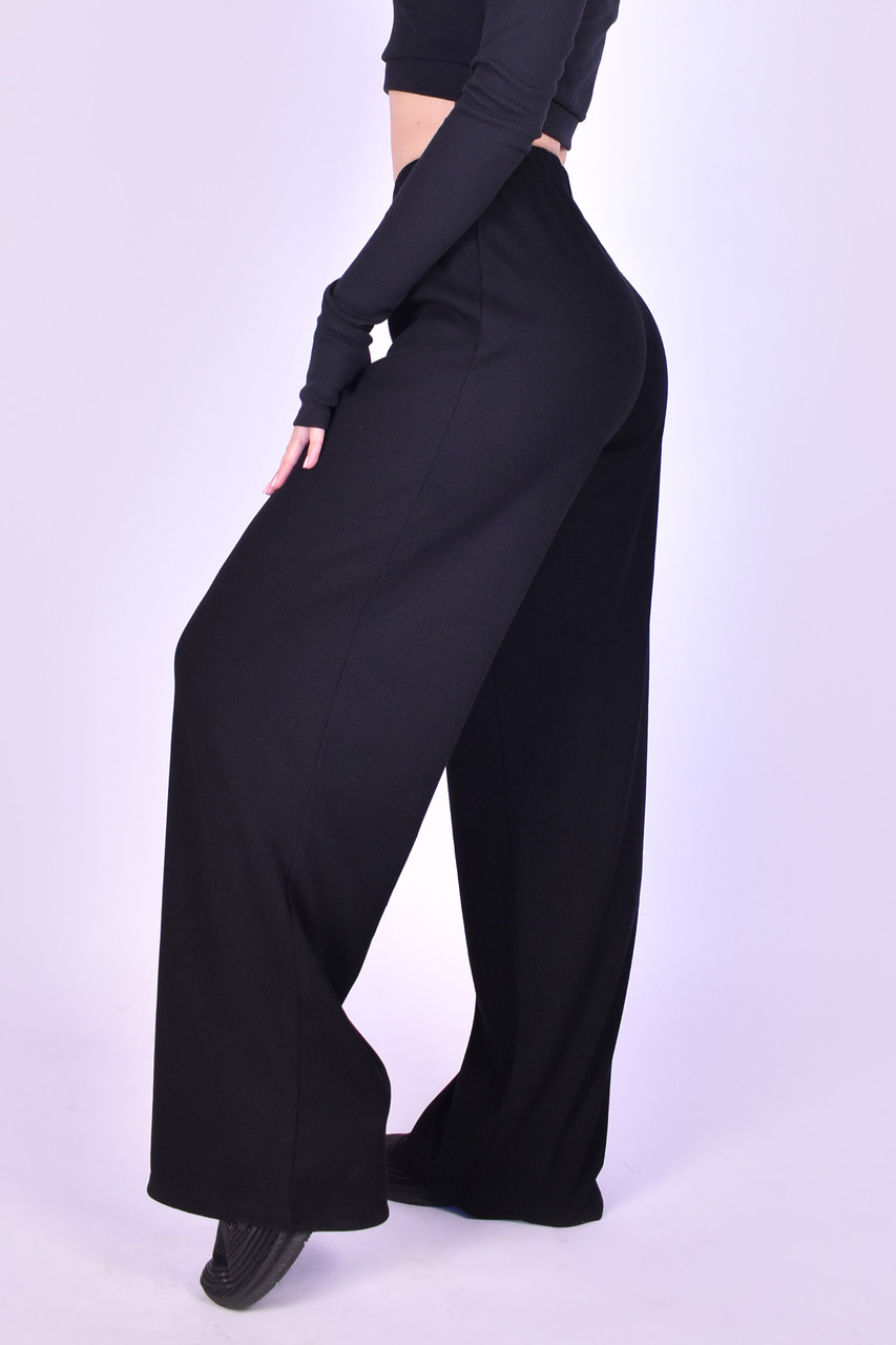 Жіночі спортивні штани-палаццо кліш від стегна із трикотажу рубчик, чорні