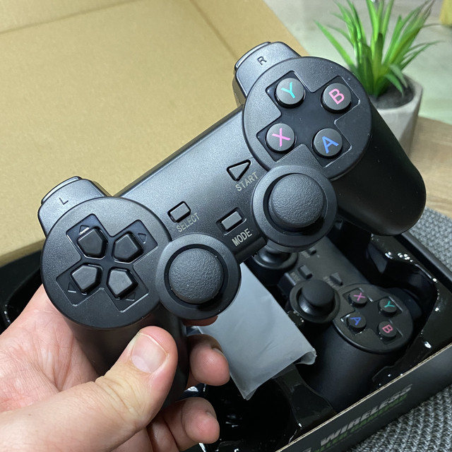 Игровая приставка для телевизора HDMI с беспроводными джойстиками Game ...