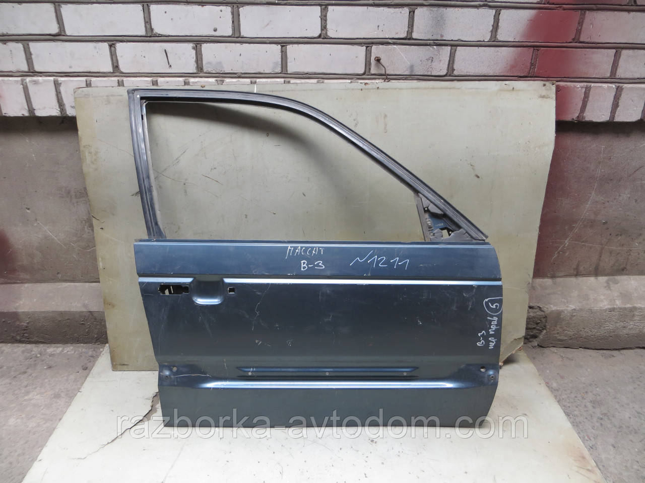 Двері передня права VW Passat B3 (1988-1993) OE:357831052F