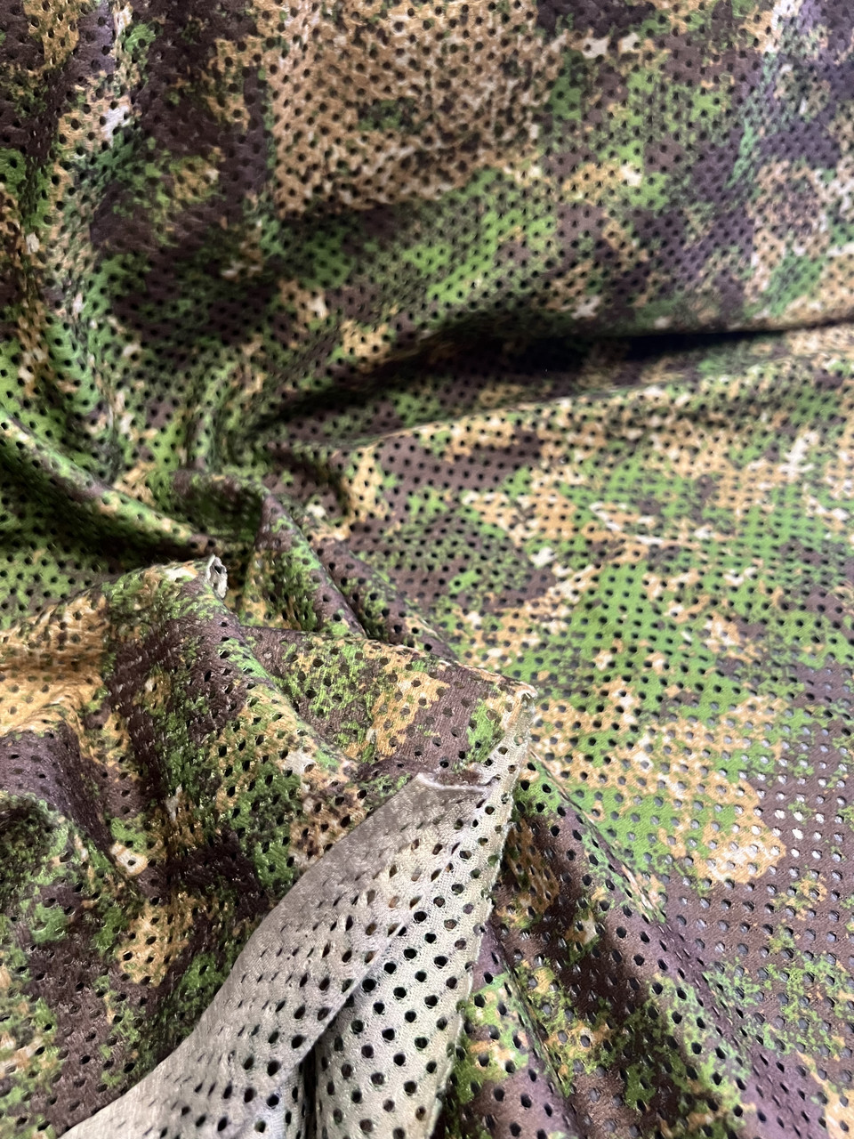 Купить Ткань Сетка камуфляж мультикам, цена 160 ₴ — Prom.ua (ID#1808188507)